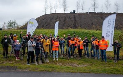 Sadzenie z pracownikami Wienerberger