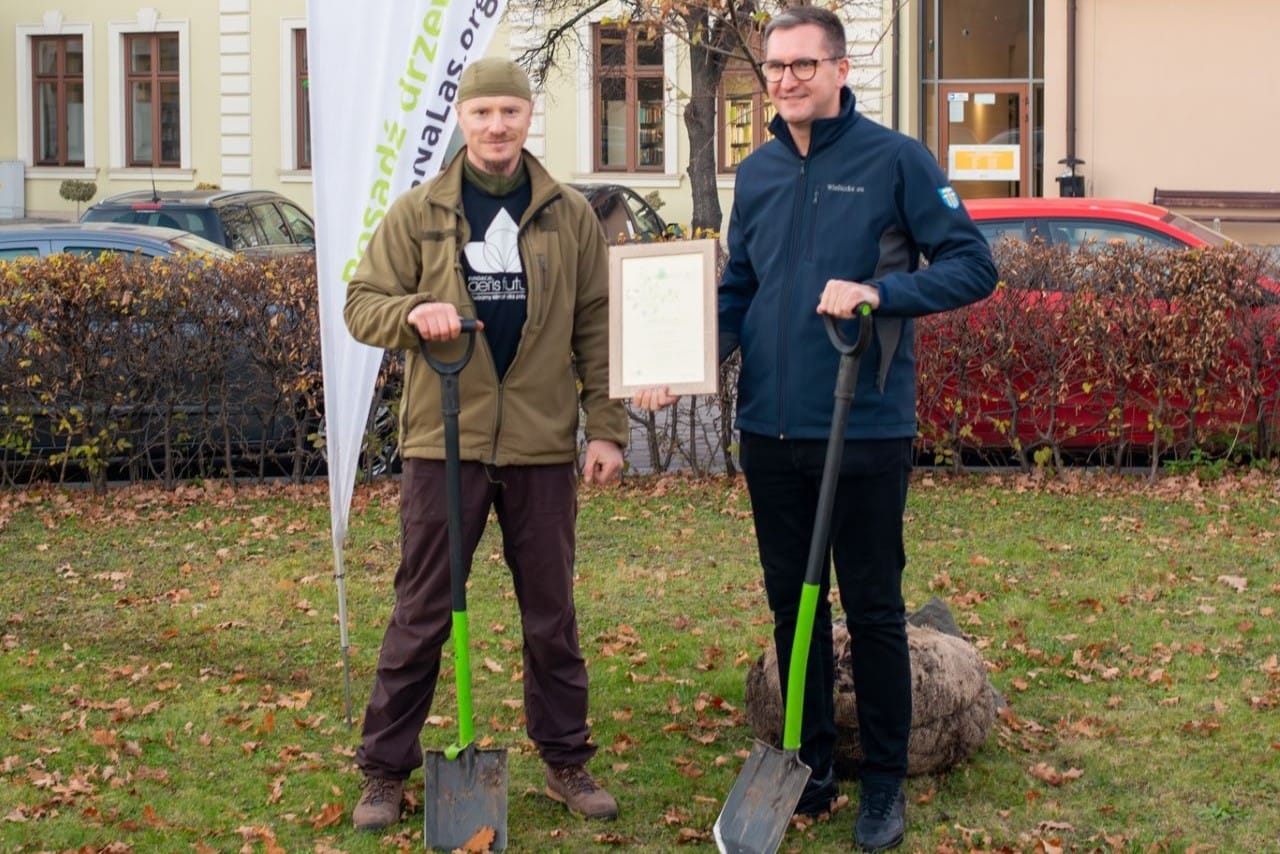 Sadzenie_w_Wieliczce_Aeris_Futuro